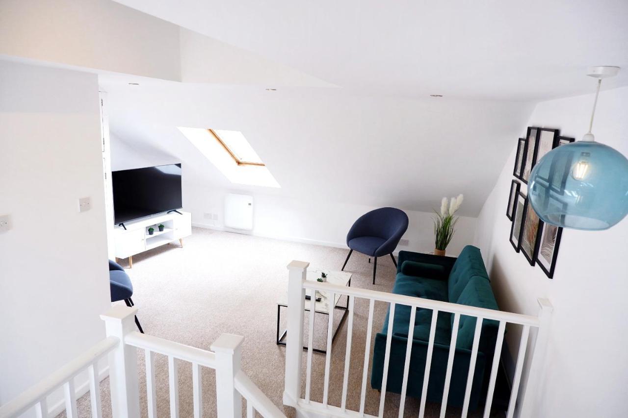 קאמברידג' Comfortable And Cozy 4-Bedroom House Near The Hospital מראה חיצוני תמונה